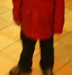 Ni&ntilde;o de rojo en el Vaticano, 2011